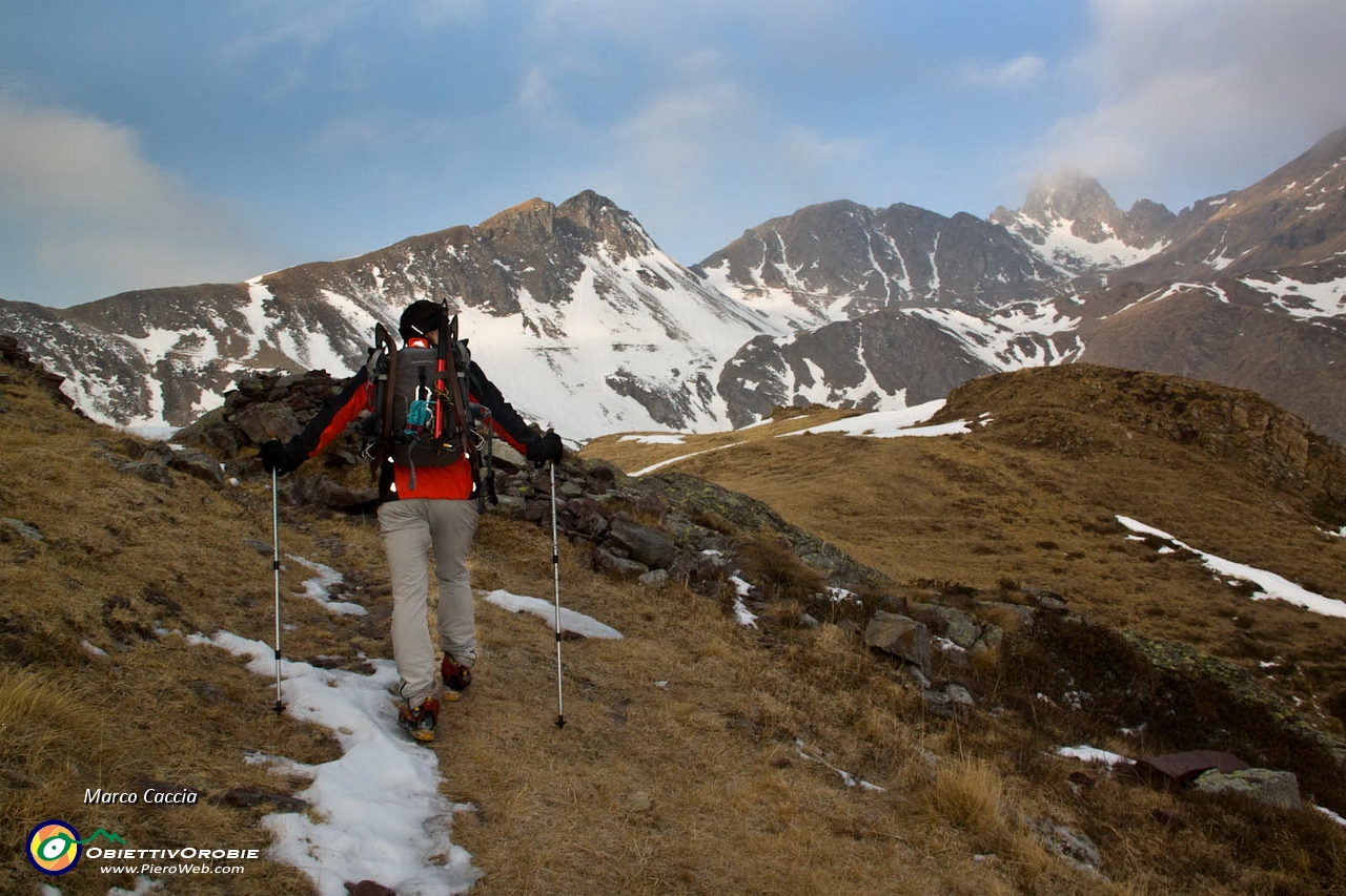 19_Saliamo ai laghi di Ponteranica.JPG